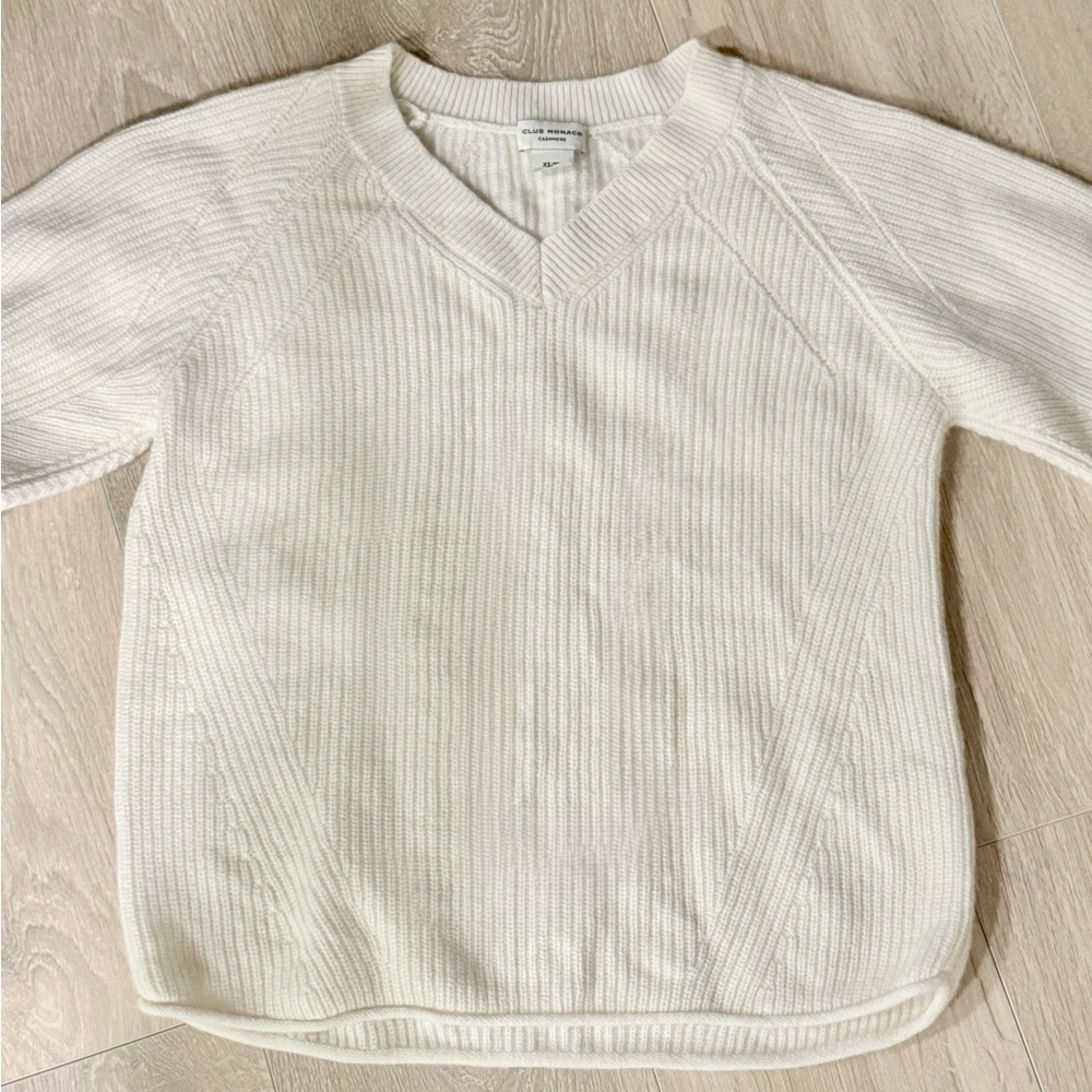 Club Monaco Off-White Cashmere Sweater